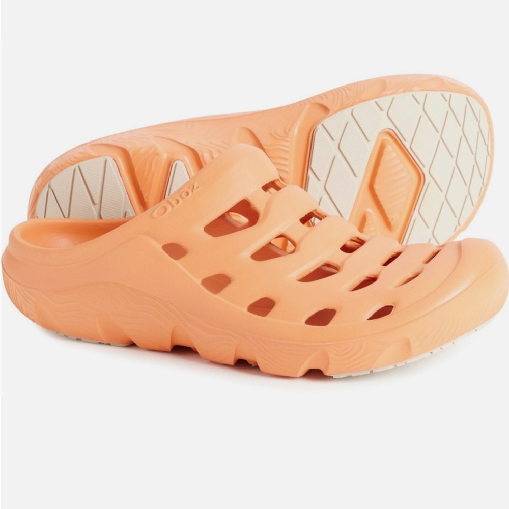 NWT Oboz Footwear UNISEX Whakata Coast Clogs in Melon size 6M/8W